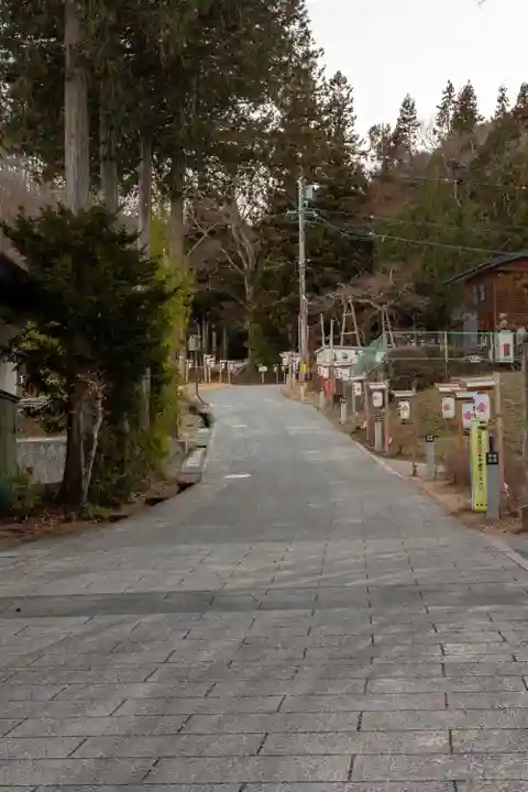 諏訪大社上社前宮(長野県)