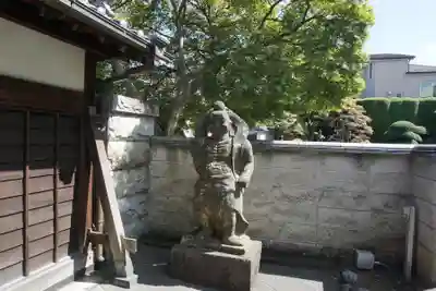 金剛寺の像