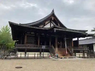 法隆寺の本殿・本堂