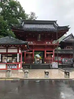 中禅寺の山門・神門