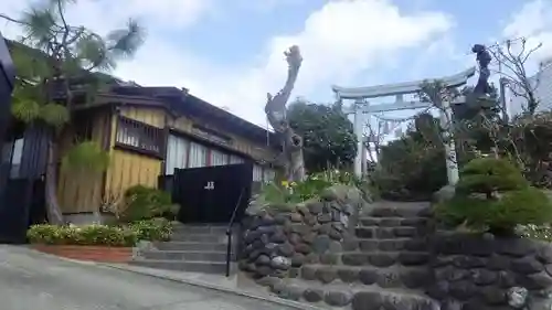 横浜御嶽神社の建物その他