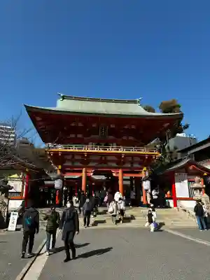 生田神社の山門・神門