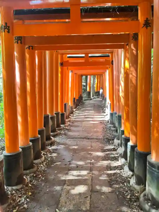 熊鷹社の{uncategorized: "未分類", other: "その他", undefined: "問題あり", building: "その他建物", grave: "お墓", sacred_gate: "鳥居", guardian: "狛犬", statue: "像", buddha: "仏像", history: "歴史", nature: "自然", garden: "庭園", animal: "動物", pagoda: "塔", temizu: "手水舎", mountain_gate: "山門・神門", sanctuary: "本殿・本堂", subordinate: "末社・摂社", art: "芸術", scenery: "景色", jizo: "地蔵", ema: "絵馬", goshuin: "御朱印", omikuji: "おみくじ", items: "授与品その他", amulet: "お守り", goshuincho: "御朱印帳", eats: "食事", festival: "お祭り", votive_dance: "神楽", shichigosan: "七五三参", wedding: "結婚式", experience: "体験その他", initially: "初詣", around: "周辺", anti_infection: "感染症対策"}