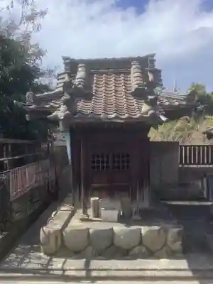 宝蔵院前お地蔵堂の本殿・本堂