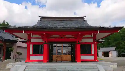 中富良野神社の本殿