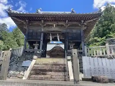 三島神社（川中）の山門