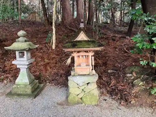 高鴨神社の末社