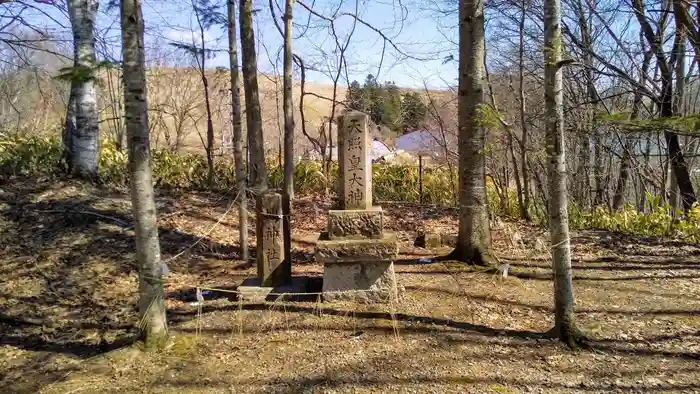 美田八幡神社の建物その他