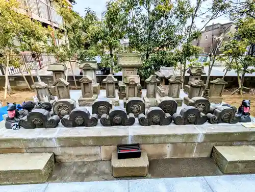 検見川神社の末社・摂社