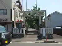 座間神社の鳥居
