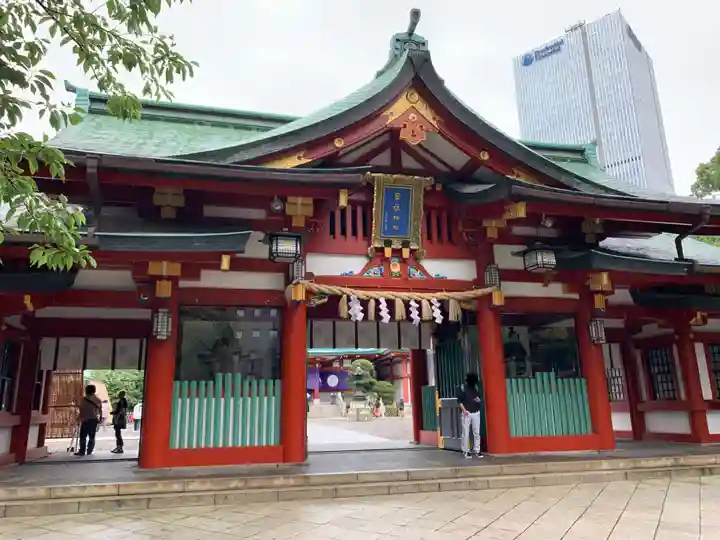 日枝神社の山門・神門