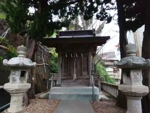 伊豆山神社の末社