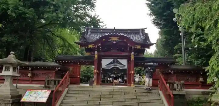 秩父神社の山門・神門