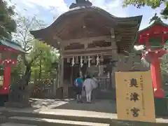 江島神社の本殿