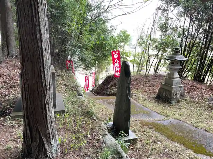 八幡神社の建物その他