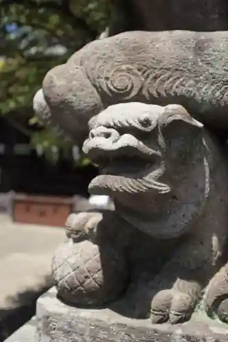 玉敷神社の狛犬