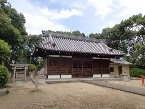 中臣須牟地神社の本殿