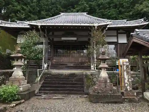 妙長寺の本殿・本堂