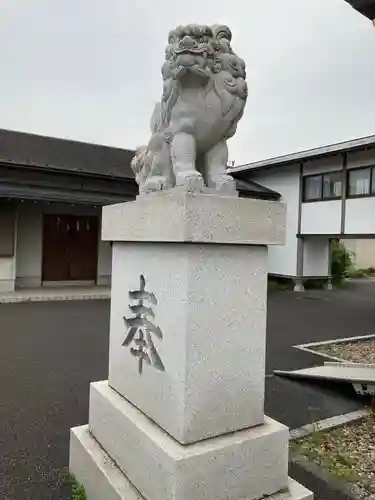 栗木御嶽神社の狛犬