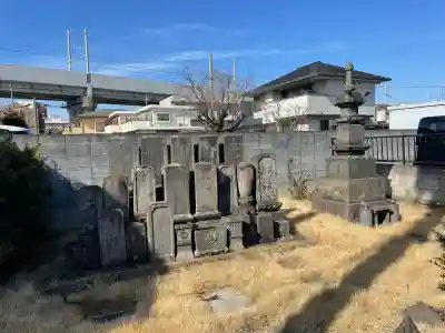 済興寺の{uncategorized: "未分類", other: "その他", undefined: "問題あり", building: "その他建物", grave: "お墓", sacred_gate: "鳥居", guardian: "狛犬", statue: "像", buddha: "仏像", history: "歴史", nature: "自然", garden: "庭園", animal: "動物", pagoda: "塔", temizu: "手水舎", mountain_gate: "山門・神門", sanctuary: "本殿・本堂", subordinate: "末社・摂社", art: "芸術", scenery: "景色", jizo: "地蔵", ema: "絵馬", goshuin: "御朱印", omikuji: "おみくじ", items: "授与品その他", amulet: "お守り", goshuincho: "御朱印帳", eats: "食事", festival: "お祭り", votive_dance: "神楽", shichigosan: "七五三参", wedding: "結婚式", experience: "体験その他", initially: "初詣", around: "周辺", anti_infection: "感染症対策"}