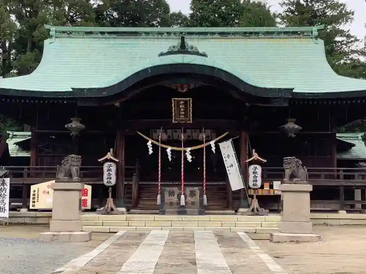 子鍬倉神社の本殿・本堂
