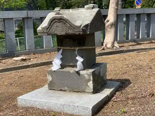 厄神社の末社