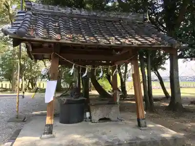犬ヶ坪神明社の手水舎