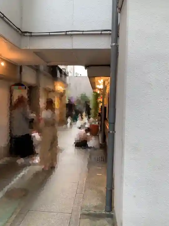 烏森神社の周辺