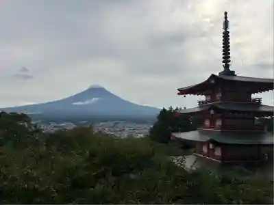 新倉富士浅間神社(山梨県)