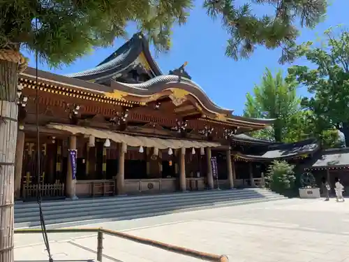 寒川神社の本殿・本堂