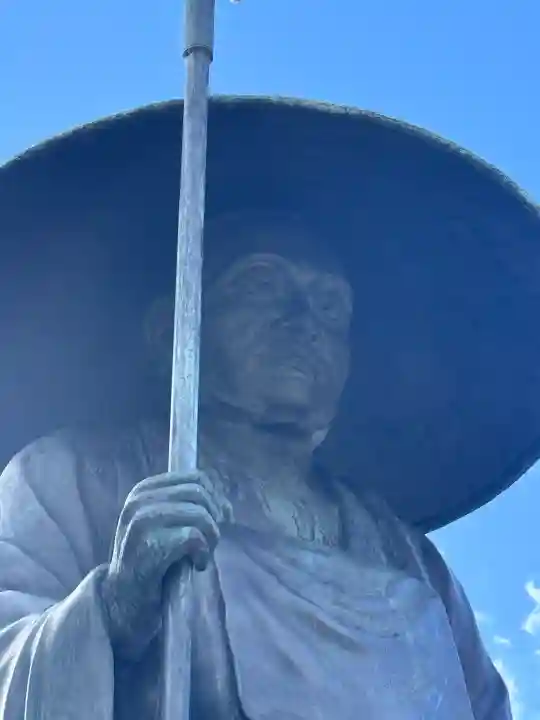 東寺(教王護国寺)の{uncategorized: "未分類", other: "その他", undefined: "問題あり", building: "その他建物", grave: "お墓", sacred_gate: "鳥居", guardian: "狛犬", statue: "像", buddha: "仏像", history: "歴史", nature: "自然", garden: "庭園", animal: "動物", pagoda: "塔", temizu: "手水舎", mountain_gate: "山門・神門", sanctuary: "本殿・本堂", subordinate: "末社・摂社", art: "芸術", scenery: "景色", jizo: "地蔵", ema: "絵馬", goshuin: "御朱印", omikuji: "おみくじ", items: "授与品その他", amulet: "お守り", goshuincho: "御朱印帳", eats: "食事", festival: "お祭り", votive_dance: "神楽", shichigosan: "七五三参", wedding: "結婚式", experience: "体験その他", initially: "初詣", around: "周辺", anti_infection: "感染症対策"}