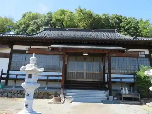 最勝寺の本殿・本堂