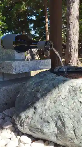 仁木神社の手水舎