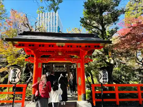 愛宕神社の山門・神門