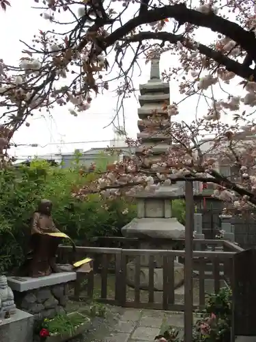 引接寺（千本ゑんま堂）の塔