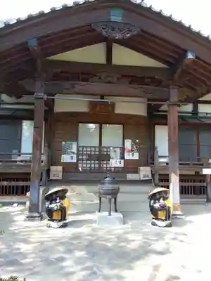 無量寺の本殿・本堂