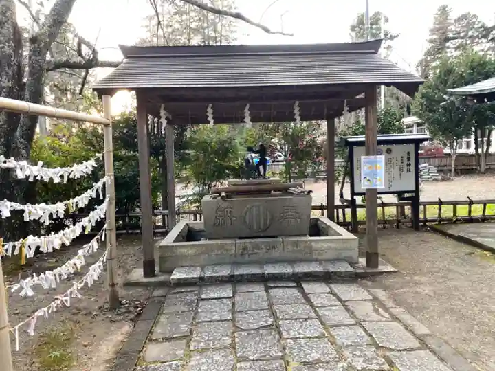 青葉神社の手水舎