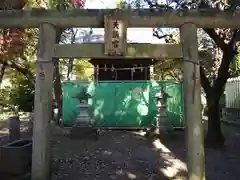 諏訪神社の鳥居