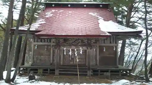 鵜鳥神社の本殿