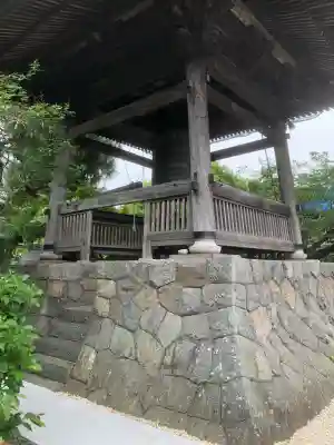 海蔵寺の{uncategorized: "未分類", other: "その他", undefined: "問題あり", building: "その他建物", grave: "お墓", sacred_gate: "鳥居", guardian: "狛犬", statue: "像", buddha: "仏像", history: "歴史", nature: "自然", garden: "庭園", animal: "動物", pagoda: "塔", temizu: "手水舎", mountain_gate: "山門・神門", sanctuary: "本殿・本堂", subordinate: "末社・摂社", art: "芸術", scenery: "景色", jizo: "地蔵", ema: "絵馬", goshuin: "御朱印", omikuji: "おみくじ", items: "授与品その他", amulet: "お守り", goshuincho: "御朱印帳", eats: "食事", festival: "お祭り", votive_dance: "神楽", shichigosan: "七五三参", wedding: "結婚式", experience: "体験その他", initially: "初詣", around: "周辺", anti_infection: "感染症対策"}