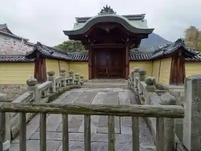 善通寺の山門・神門