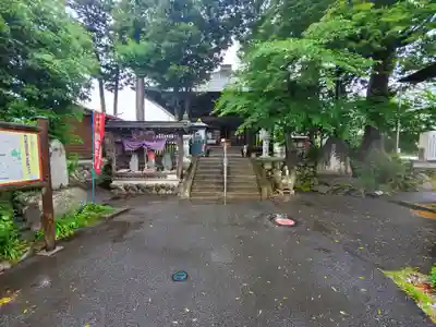定林寺の本殿・本堂