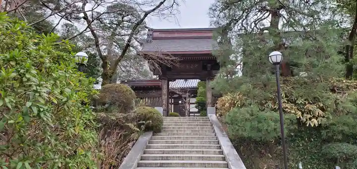 高幡不動尊 金剛寺の山門・神門