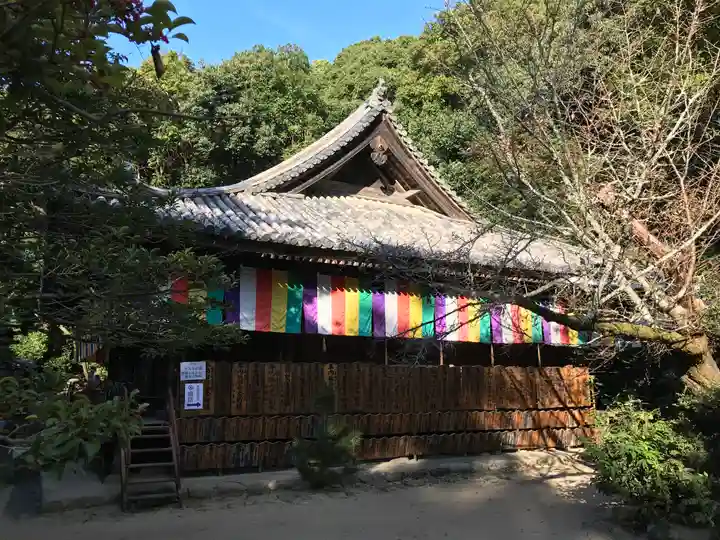 石手寺の本殿・本堂