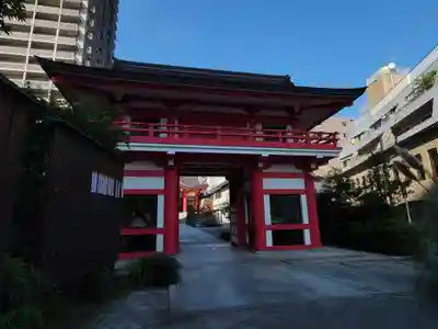 成子天神社の山門・神門