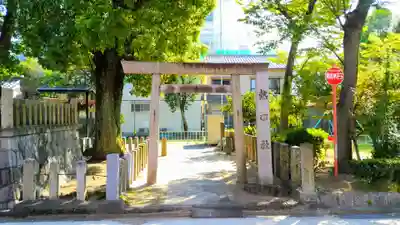 熱田社(図書町熱田社)の鳥居