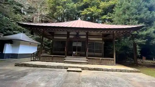 高代寺の本殿・本堂
