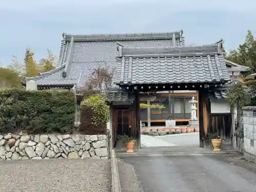 浄福寺の{uncategorized: "未分類", other: "その他", undefined: "問題あり", building: "その他建物", grave: "お墓", sacred_gate: "鳥居", guardian: "狛犬", statue: "像", buddha: "仏像", history: "歴史", nature: "自然", garden: "庭園", animal: "動物", pagoda: "塔", temizu: "手水舎", mountain_gate: "山門・神門", sanctuary: "本殿・本堂", subordinate: "末社・摂社", art: "芸術", scenery: "景色", jizo: "地蔵", ema: "絵馬", goshuin: "御朱印", omikuji: "おみくじ", items: "授与品その他", amulet: "お守り", goshuincho: "御朱印帳", eats: "食事", festival: "お祭り", votive_dance: "神楽", shichigosan: "七五三参", wedding: "結婚式", experience: "体験その他", initially: "初詣", around: "周辺", anti_infection: "感染症対策"}