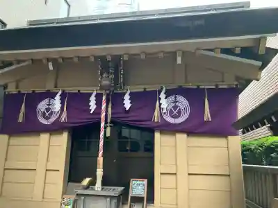 朝日神社の{uncategorized: "未分類", other: "その他", undefined: "問題あり", building: "その他建物", grave: "お墓", sacred_gate: "鳥居", guardian: "狛犬", statue: "像", buddha: "仏像", history: "歴史", nature: "自然", garden: "庭園", animal: "動物", pagoda: "塔", temizu: "手水舎", mountain_gate: "山門・神門", sanctuary: "本殿・本堂", subordinate: "末社・摂社", art: "芸術", scenery: "景色", jizo: "地蔵", ema: "絵馬", goshuin: "御朱印", omikuji: "おみくじ", items: "授与品その他", amulet: "お守り", goshuincho: "御朱印帳", eats: "食事", festival: "お祭り", votive_dance: "神楽", shichigosan: "七五三参", wedding: "結婚式", experience: "体験その他", initially: "初詣", around: "周辺", anti_infection: "感染症対策"}