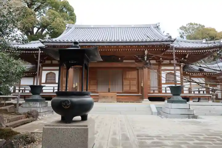 建功寺の本殿・本堂